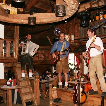 Rosengarten Pensionat Tux