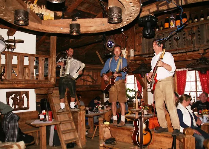 Rosengarten ゲストハウス トゥクス